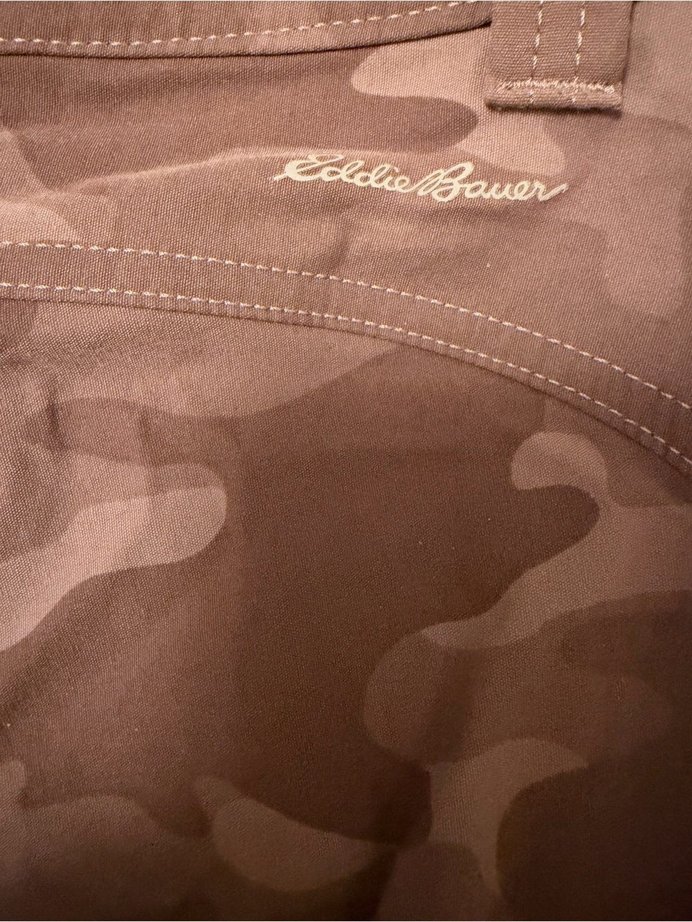 Eddie Bauer First Ascent Camo Hiking Cargo Shorts Women's 16 Stretch UPF - Picture 12 of 14